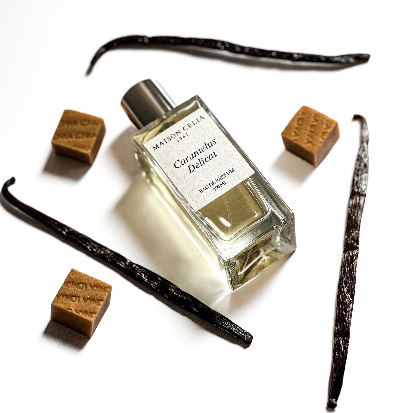 Caramelus Delicat Eau de Parfum de Maison Celia. Una fragancia con notas de caramelo, miel y vainilla.