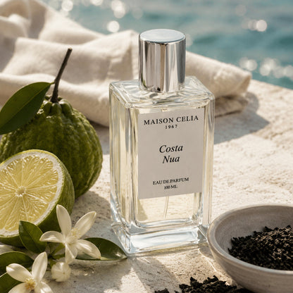 Costa Nua Eau de Parfum de Maison Celia sensorial entre notas olfativas de bergamota, neroli y té negro